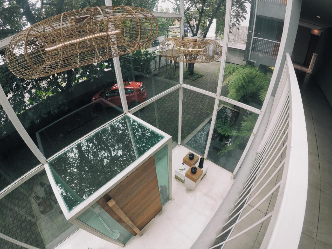 2510 Urbanliving Aparthotel Jakarta Exterior photo